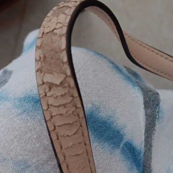 Michael Kors Black and Tan Tote Bag.EUC - Picture 10 of 10